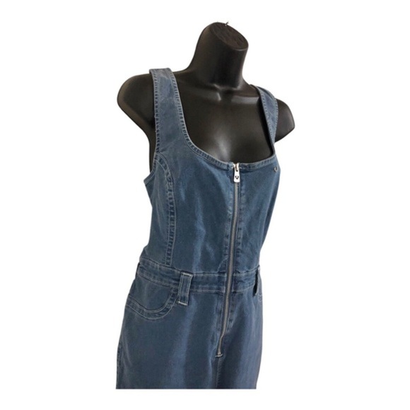 True Religion medium wash zip front stretch denim jeans jumpsuit size large new - Picture 4 of 17